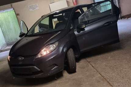 Ford Fiesta 12.689 km 7.500 &euro; Nette (Dortmund) 44359