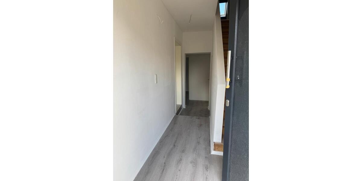 Reihenhaus Dortmund Eving - 5.5 Zimmer, 120 m&sup2;, 1.900&euro; | Angebot:26025197