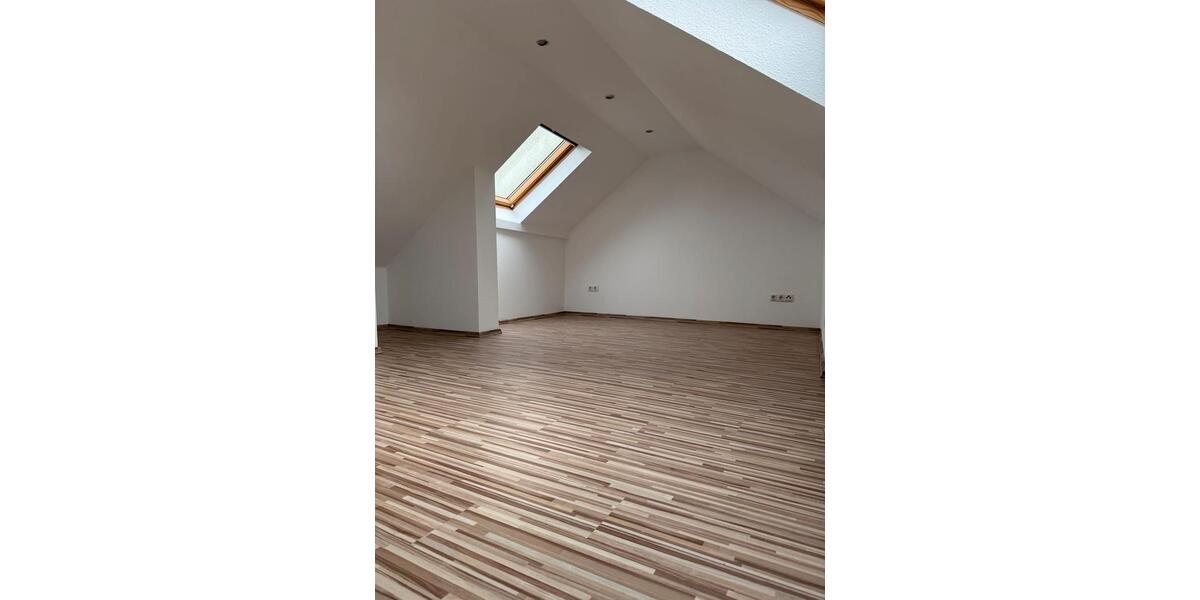 Einfamilienhaus Essen Stadtbezirk VI - 3 Zimmer, 84 m&sup2;, 1.280&euro; | Angebot:26568104