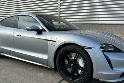 Porsche Taycan 89.570 km 69.900 &euro; Essen 45327