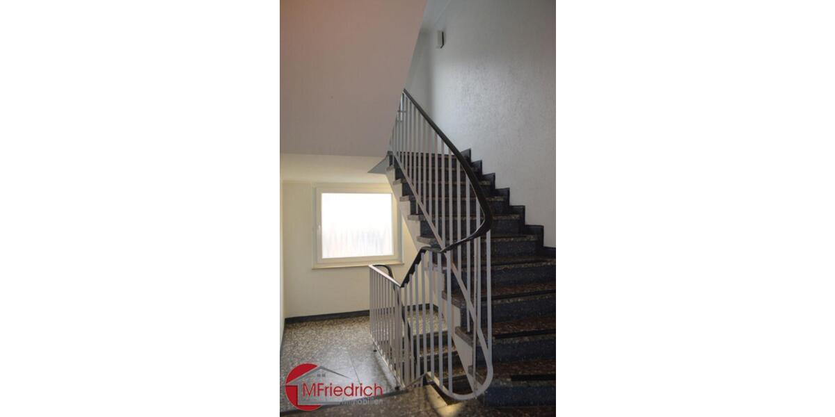 Dachgeschoßwohnung Essen Stadtbezirk II - 1 Zimmer, 36 m&sup2;, 290&euro; | Angebot:26589341