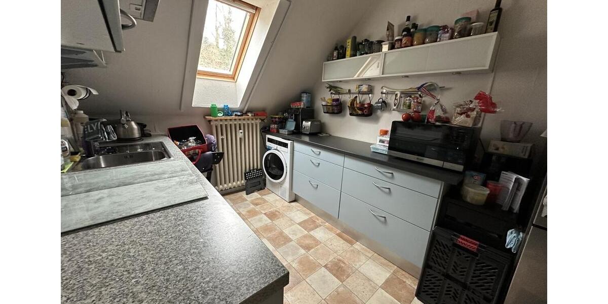 Dachgeschoßwohnung Essen Stadtbezirk VII - 3 Zimmer, 62 m&sup2;, 498&euro; | Angebot:25179792