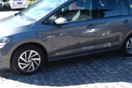 VW Touran 68.000 km 13.800 &euro; Lünen 44532