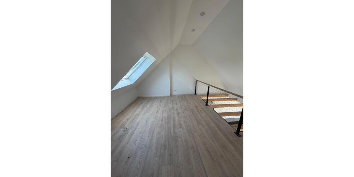 Dachgeschoßwohnung Dorsten Alt-Wulfen - 2.5 Zimmer, 66 m&sup2;, 885&euro; | Angebot:26690636