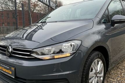 VW Touran 28.628 km 28.900 &euro; Essen 45355