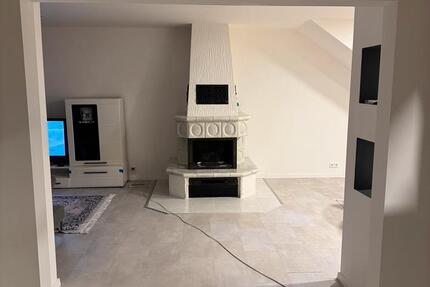 Wohnung Gelsenkirchen Gelsenkirchen-Mitte - 3 Zimmer, 110 m&sup2;, 695&euro; | Angebot:25764280