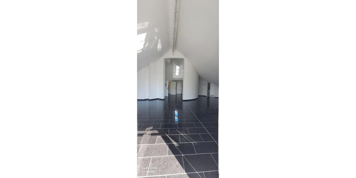 Etagenwohnung Bottrop Feldhausen - 5 Zimmer, 210 m&sup2;, 1.390&euro; | Angebot:26681795