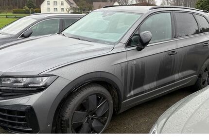 VW Touareg 9.850 km 92.879 &euro; Herten 45701