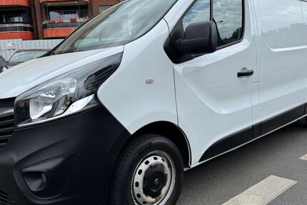 Opel Vivaro 112.082 km 13.490 &euro; Gelsenkirchen 45899