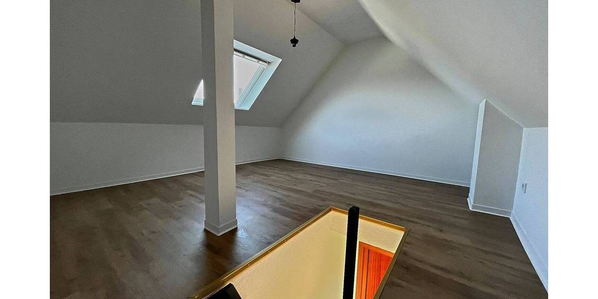 Etagenwohnung Gelsenkirchen Bulmke-Hüllen - 2 Zimmer, 35 m&sup2;, 384&euro; | Angebot:26139598