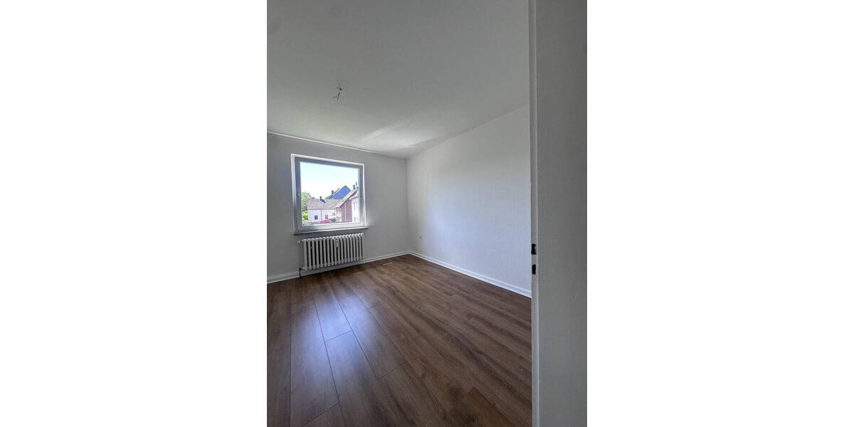 Etagenwohnung Oberhausen Dümpten - 2 Zimmer, 52 m&sup2;, 570&euro; | Angebot:26869283
