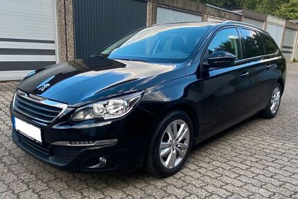 Peugeot 308 135.166 km 6.500 &euro; Essen 45309