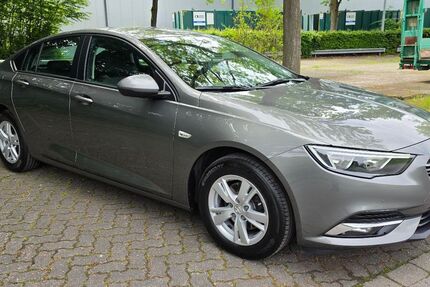 Opel Insignia 97.473 km 11.750 &euro; Dorsten 46282