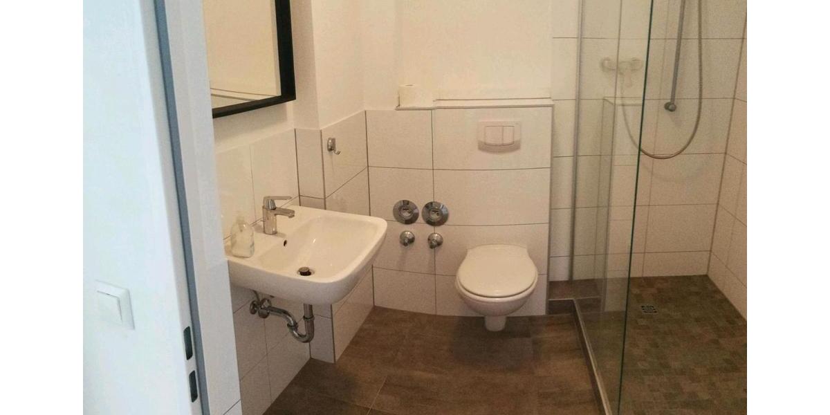 Etagenwohnung Essen Stadtbezirk II - 2 Zimmer, 60 m&sup2;, 900&euro; | Angebot:26030059