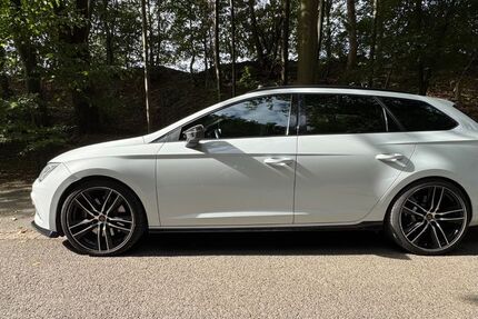 Seat Leon 165.000 km 17.250 &euro; Dortmund 44339