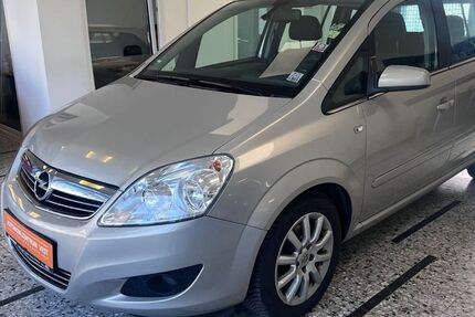 Opel Zafira 149.000 km 4.690 &euro; Recklinghausen 45657