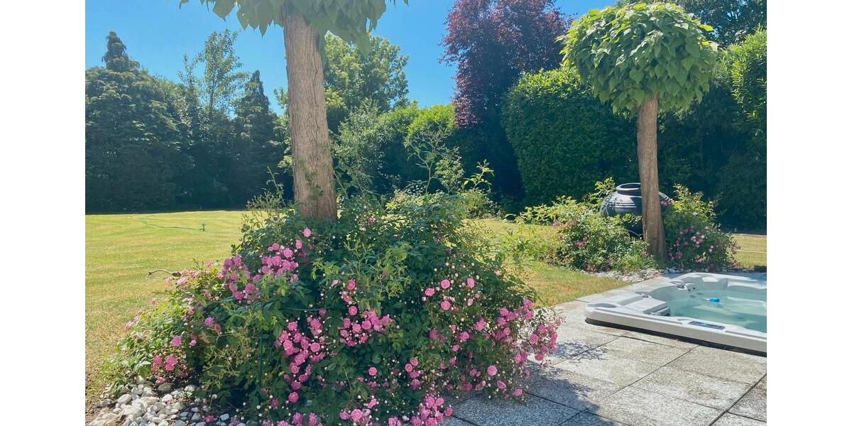 Einfamilienhaus Hünxe - 6 Zimmer, 250 m&sup2;, 1.190.000&euro; | Angebot:26537671