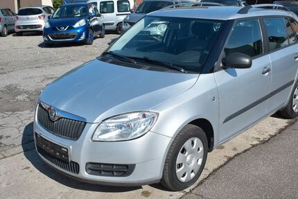 Skoda Fabia 70.700 km 5.380 &euro; Oberhausen 46145