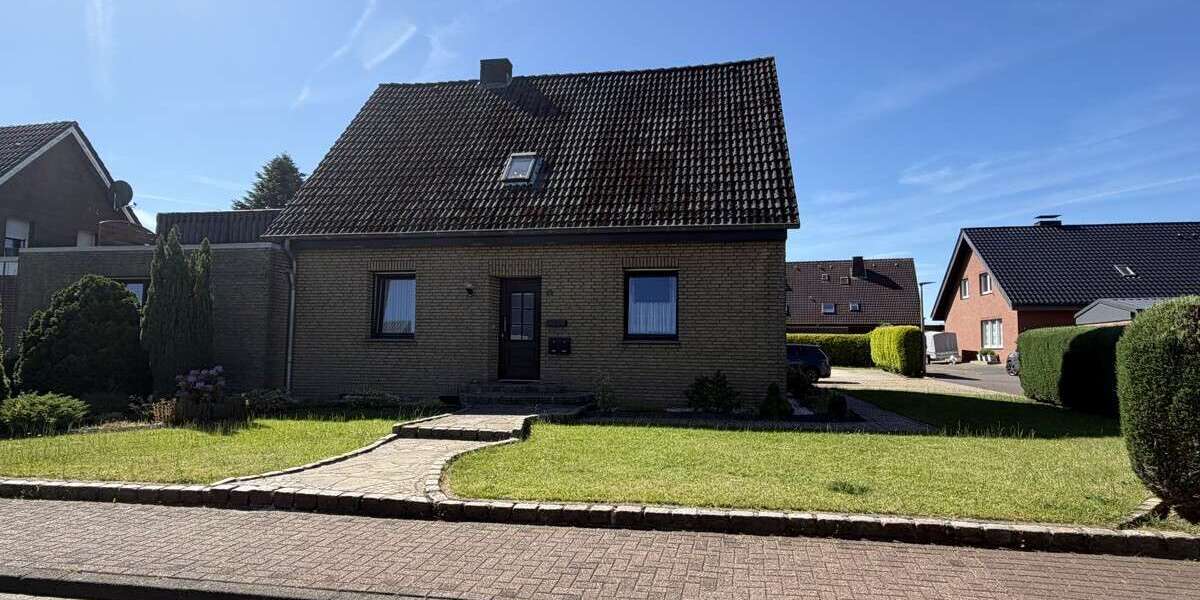 Einfamilienhaus Reken - 8 Zimmer, 158 m&sup2;, 149.000&euro; | Angebot:26960160