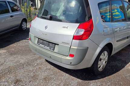 Renault Scenic 192.000 km 2.299 &euro; Dortmund 44147