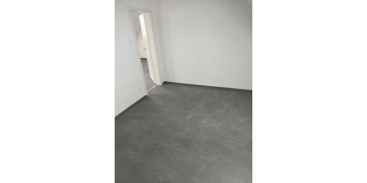 Dachgeschoßwohnung Gelsenkirchen Gelsenkirchen-West - 2.5 Zimmer, 70 m&sup2;, 485&euro; | Angebot:25964948