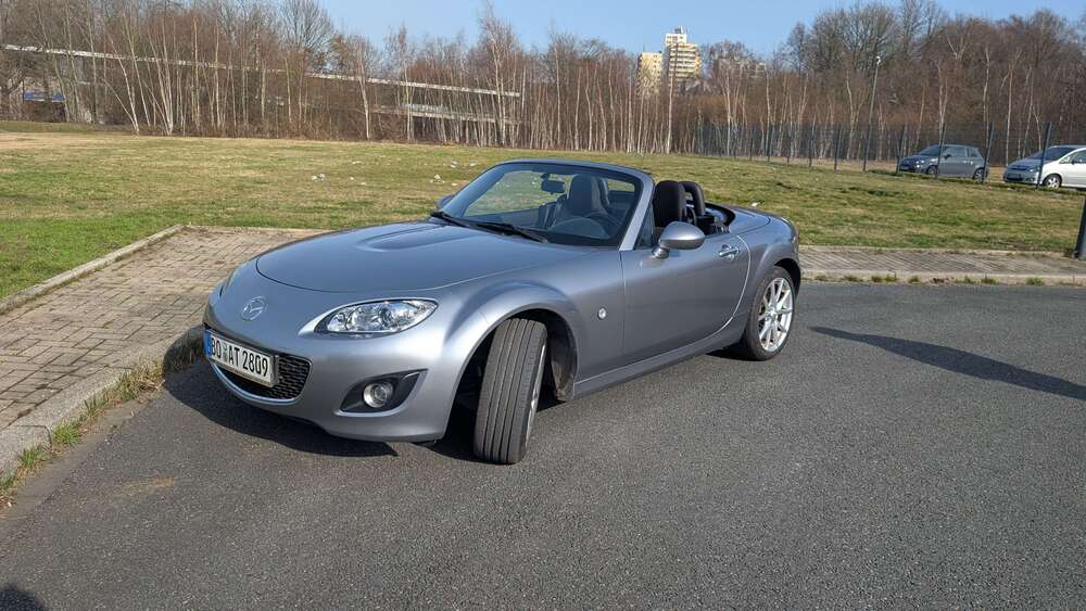 Mazda MX-5 82.900 km 12.700 &euro; Bochum 44801