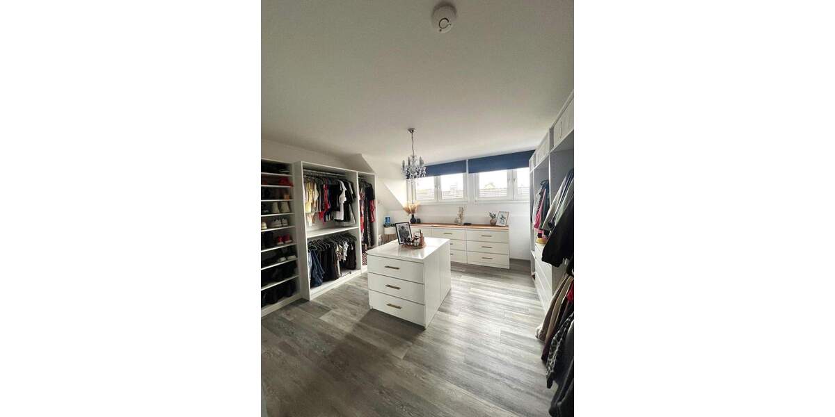 Etagenwohnung Dortmund Hombruch - 4 Zimmer, 76 m&sup2;, 229.000&euro; | Angebot:25744928