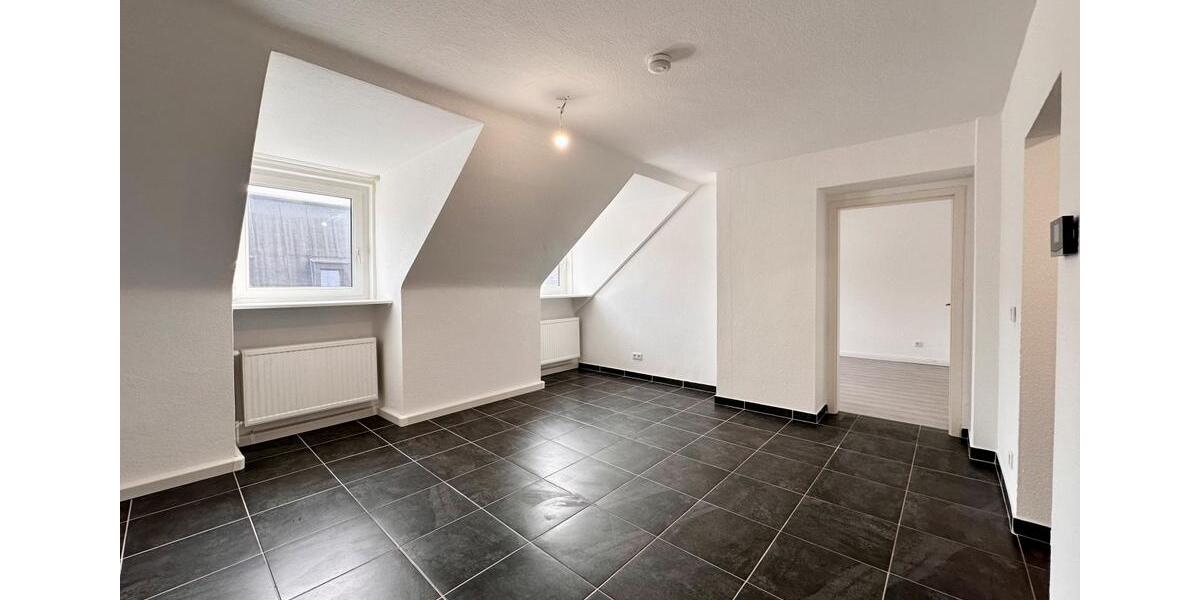 Dachgeschoßwohnung Gelsenkirchen - 4 Zimmer, 73 m&sup2;, 520&euro; | Angebot:26660193