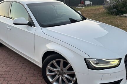 Audi A4 109.000 km 13.900 &euro; Reken 48734
