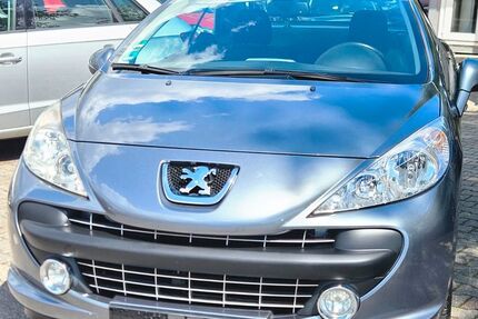 Peugeot 207 127.000 km 3.499 &euro; Essen 45356