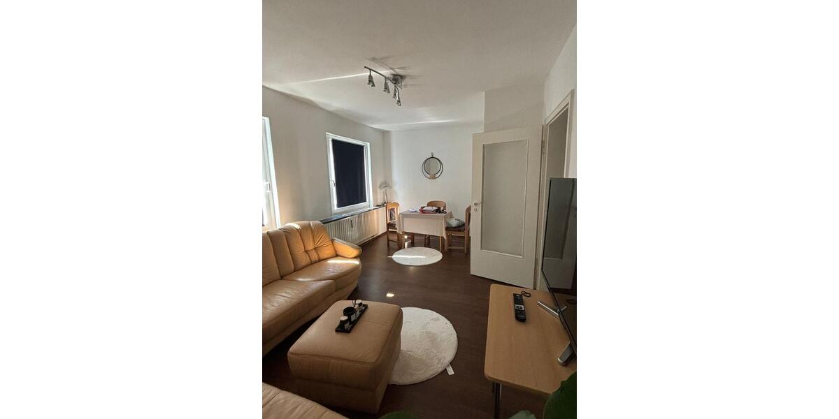 Etagenwohnung Essen Stadtkern - 1 Zimmer, 40 m&sup2;, 750&euro; | Angebot:27604811
