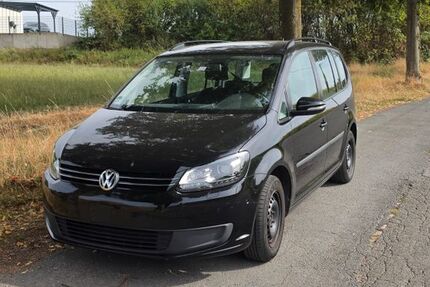 VW Touran 120.689 km 10.199 &euro; Dortmund 44149