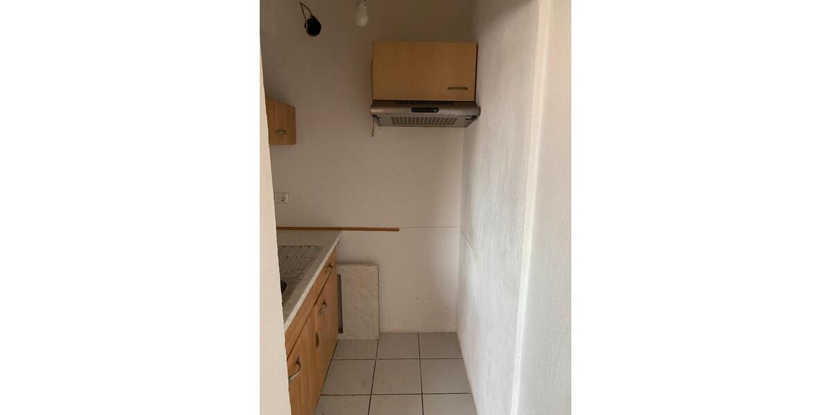 Dachgeschoßwohnung Essen Stadtbezirk III - 2.5 Zimmer, 43 m&sup2;, 680&euro; | Angebot:25545178