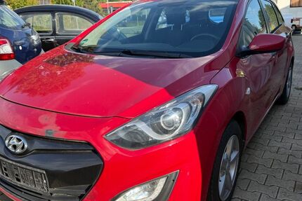Hyundai i30 163.000 km 2.690 &euro; Haltern am See 45721