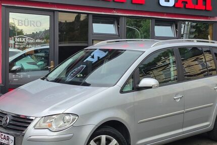 VW Touran 198.000 km 3.499 &euro; Mülheim an der Ruhr 45476