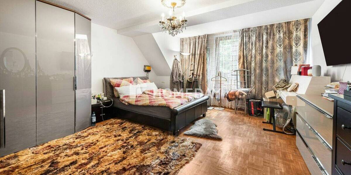 Mehrfamilienhaus, Wohnhaus Essen Holsterhausen - 1 Zimmer, 150 m&sup2;, 1.095.000&euro; | Angebot:26542740