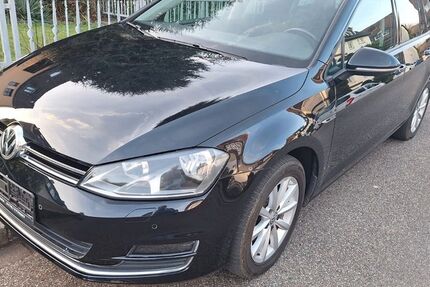 VW Golf 75.170 km 12.900 &euro; Oberhausen 46117
