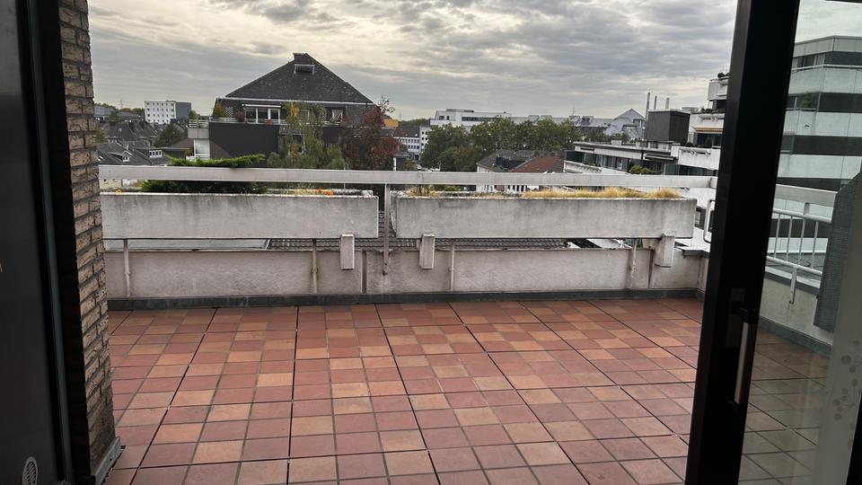 Dachgeschoßwohnung Dinslaken - 2.5 Zimmer, 58 m&sup2;, 485&euro; | Angebot:26050255