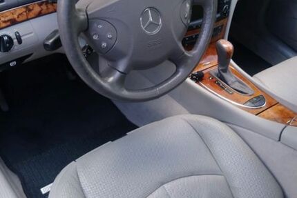 Mercedes-Benz E 320 183.000 km 3.800 &euro; Recklinghausen 45663