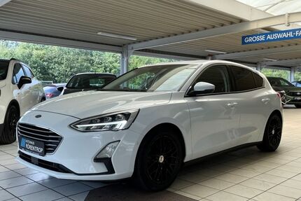 Ford Focus 61.700 km 12.977 &euro; Lünen 44532