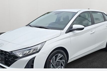 Hyundai i20 24.297 km 14.340 &euro; Recklinghausen 45657