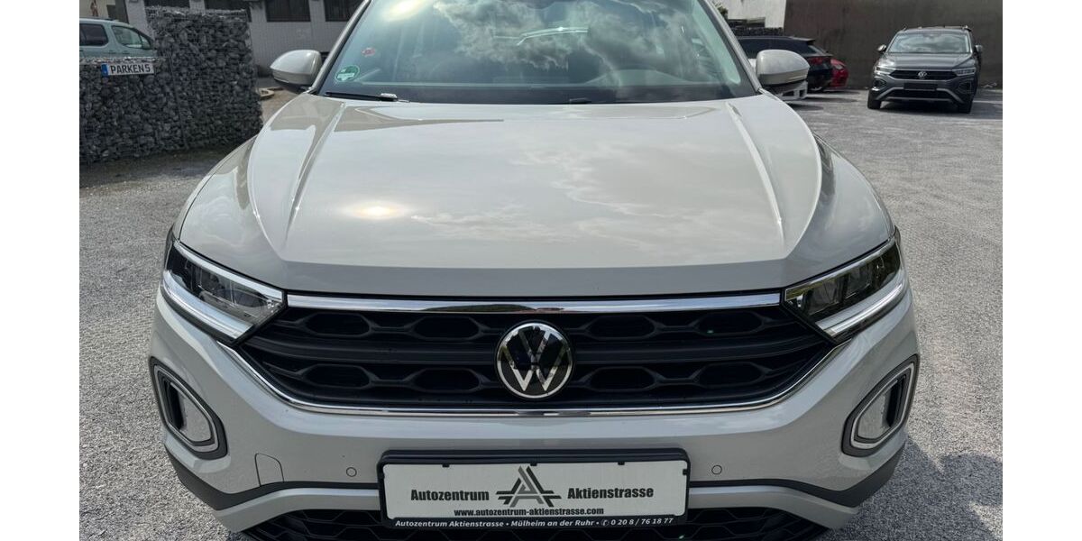 VW T-Roc 97.000 km 16.599 &euro; Mülheim / Ruhr 45473