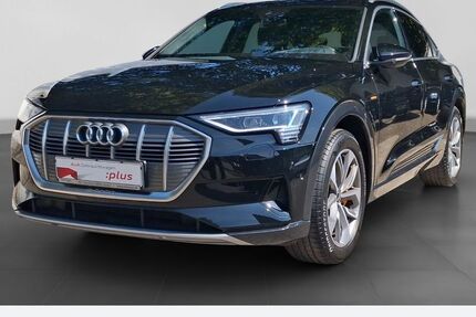 Audi e-tron 26.198 km 32.790 &euro; Dorsten 46284