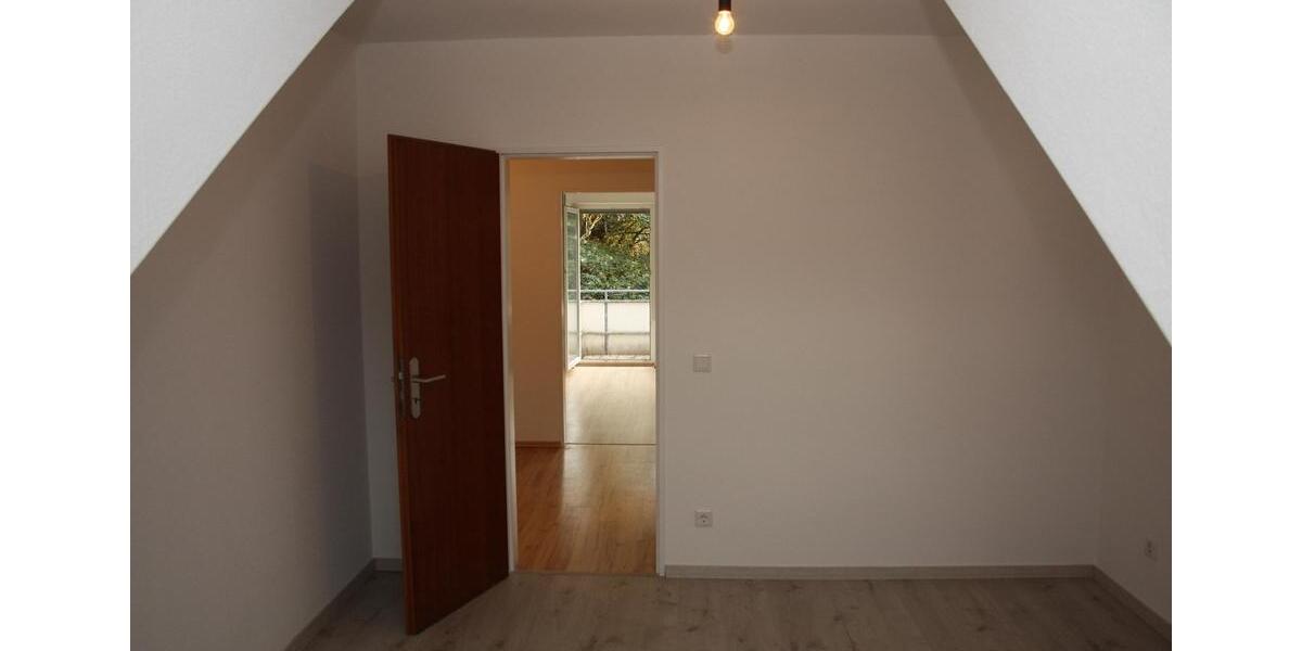 Dachgeschoßwohnung Recklinghausen Berghausen - 3 Zimmer, 60 m&sup2;, 515&euro; | Angebot:26603907
