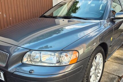 Volvo V70 154.000 km 6.990 &euro; Sprockhövel 45549