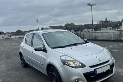 Renault Clio 111.200 km 4.490 &euro; Velbert 42549
